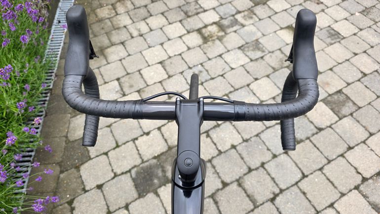 Used Trek Émonda SL 7 2024 2024 Road & Gravel, Black — image 10 of 17