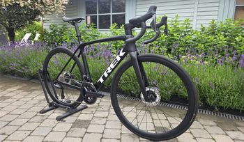 Used Trek Émonda SL 7 2024 2024 Road & Gravel, Black — image 2 of 17