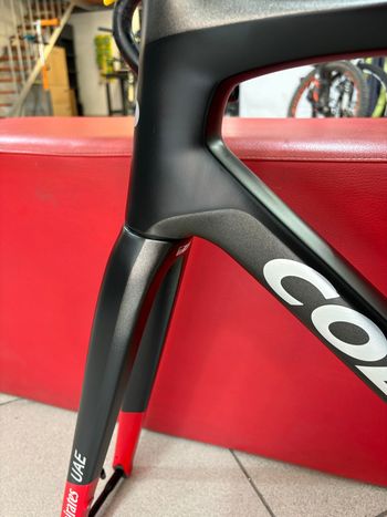 Used Colnago V4Rs Disc Dura-Ace Di2 9200 w/ENVE SES 3.4 Wheels 2024 Frameset 2024 Road & Gravel, Black — image 7 of 10