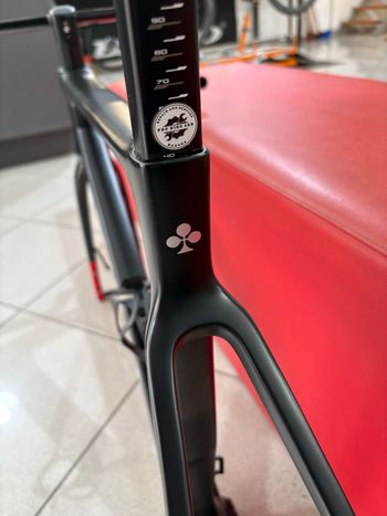 Used Colnago V4Rs Disc Dura-Ace Di2 9200 w/ENVE SES 3.4 Wheels 2024 Frameset 2024 Road & Gravel, Black — image 6 of 10