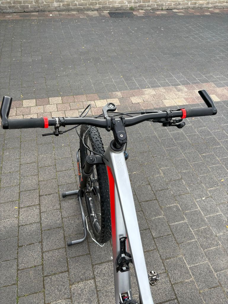 Used BMC FOURSTROKE 01 ONE 2019 2019 Mountainbike, Hellgrau, 29 — image 5 of 5