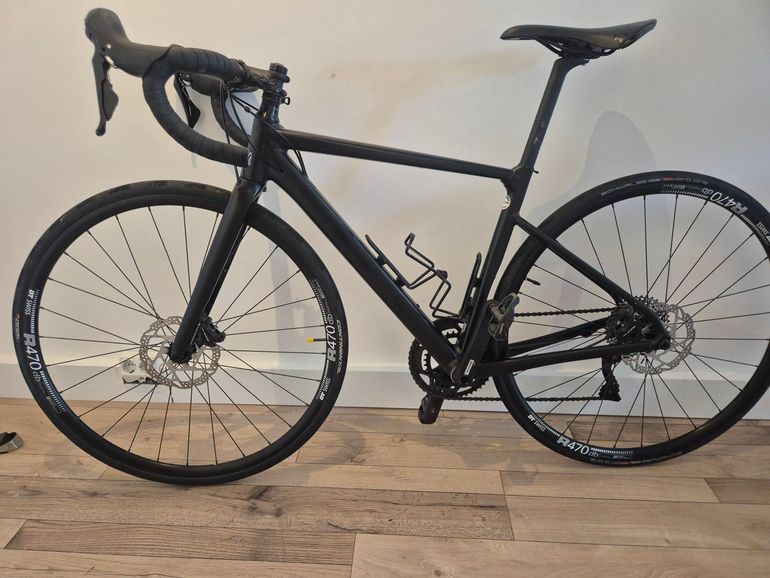 Used Cannondale Cannondale CAAD13 Disc 105 2022 2022 Road & Gravel, Black — image 1 of 5