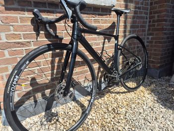 Used Cannondale Cannondale CAAD13 Disc 105 2022 2022 Road & Gravel, Black — image 2 of 5