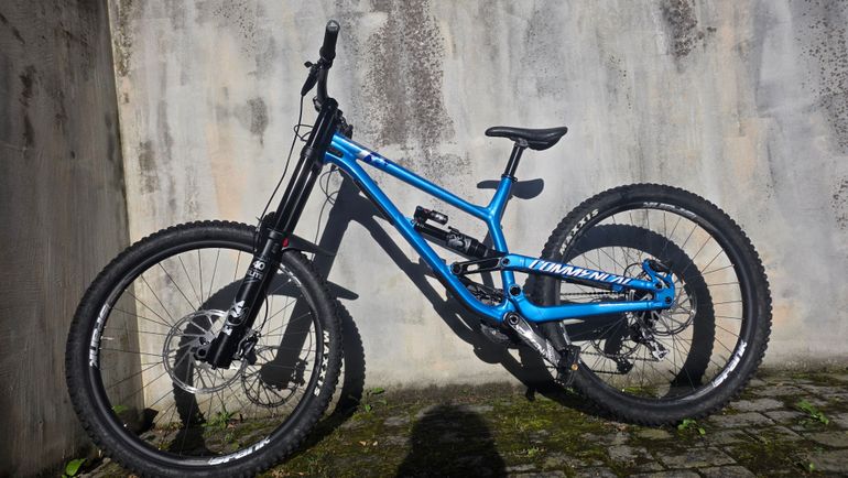 Used Commencal FURIOUS ESSENTIAL FOX 2020 2020 Mountainbike — image 11 of 14