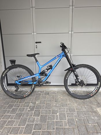 Used Commencal FURIOUS ESSENTIAL FOX 2020 2020 MTB