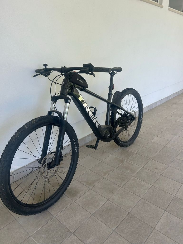 Used Trek Marlin+ 6 2025 2025 Mountainbike — image 2 of 3