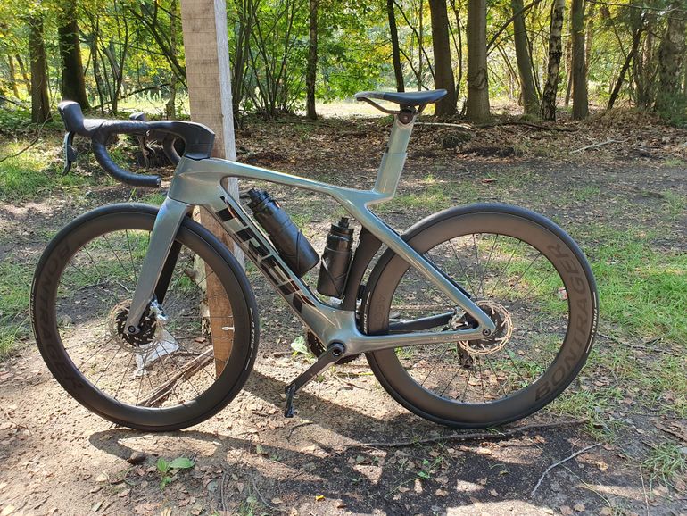 Used Trek Madone SLR 9 AXS Gen 7 2024 2024 Road & Gravel, Light Gray — image 13 of 13