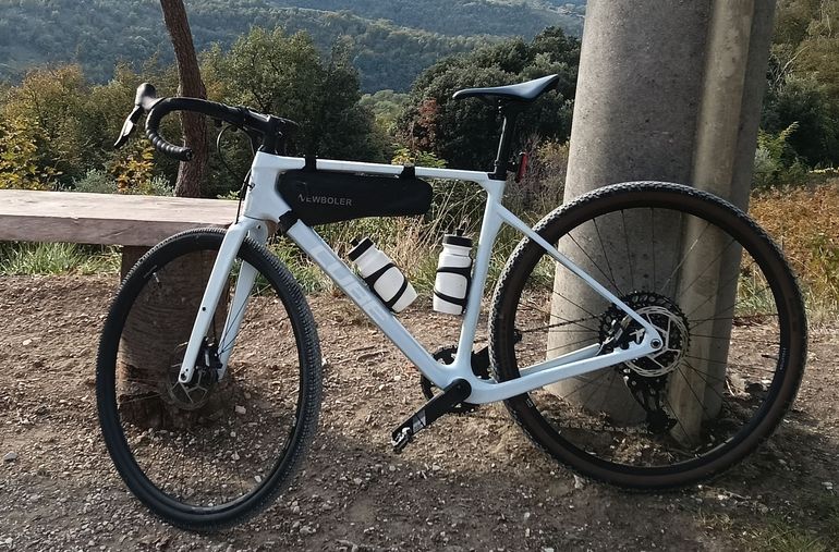 Used CUBE NUROAD C:62 EX 2024 2024 Road & Gravel — image 1 of 3