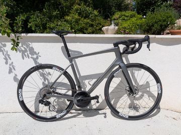 Tweedehands Enve Melee SRAM Red eTap AXS 2025 Road & Gravel