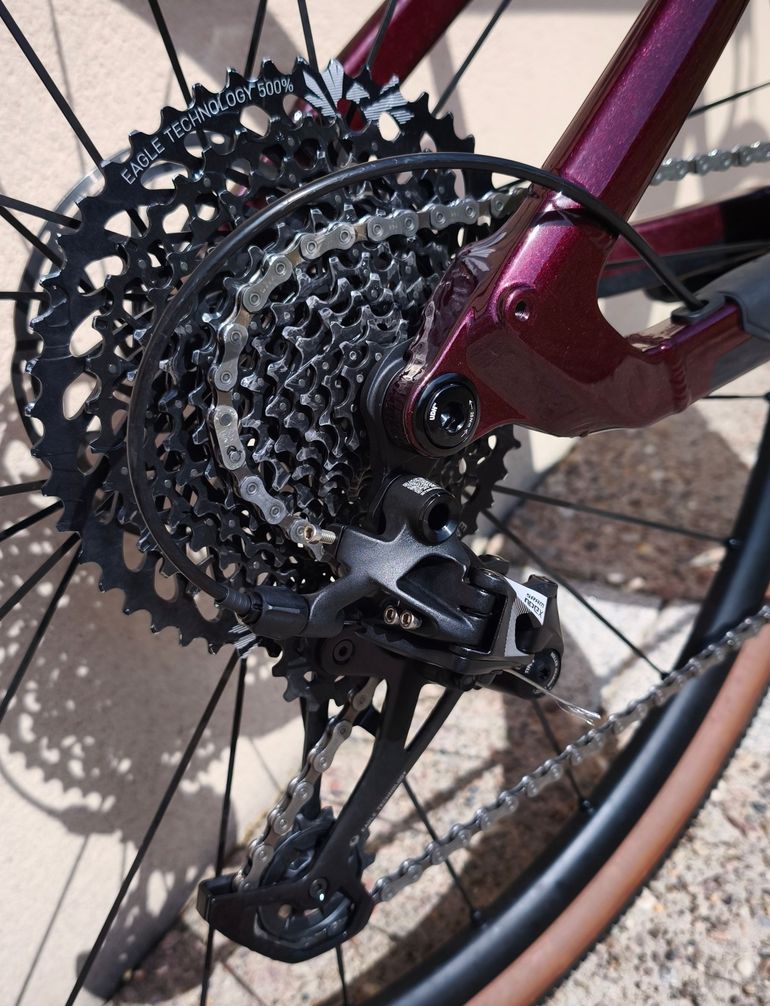 Used Corratec E-Gravel EL 2024 2024 Road & Gravel, Red — image 5 of 8