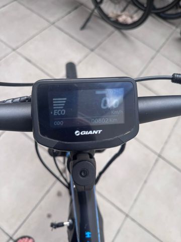 Used Giant GrandTour E+ Shimano Deore XT 2022 Urban, Black — image 22 of 27