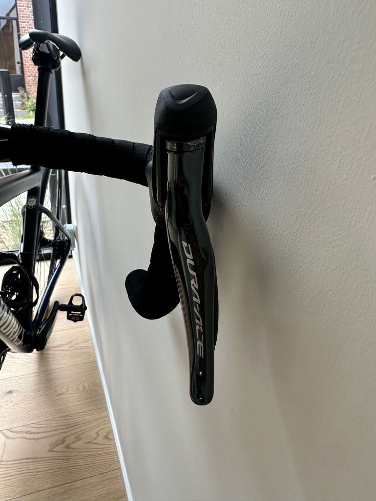 Used Specialized S-Works Tarmac SL6 Disc - Dura Ace Di2 2020 2020 Road & Gravel, Black — image 7 of 9