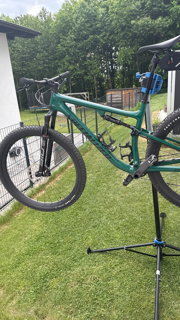 Used Specialized Epic Expert 2022 2022 Mountainbike — image 4 of 5