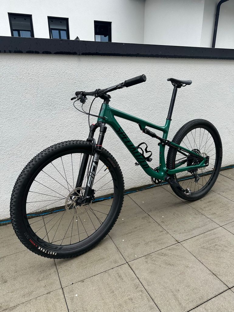 Used Specialized Epic Expert 2022 2022 Mountainbike — image 2 of 5