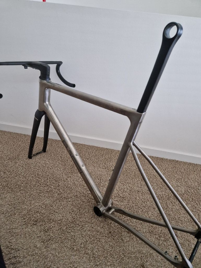 Used Bossi Bicycles Bossi Bicycles Custom Frameset 2026 Road & Gravel — image 4 of 4