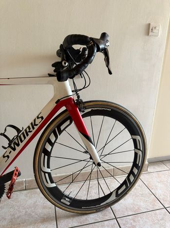 Used Specialized Tarmac Shimano Ultegra 2018 Road & Gravel — image 4 of 4