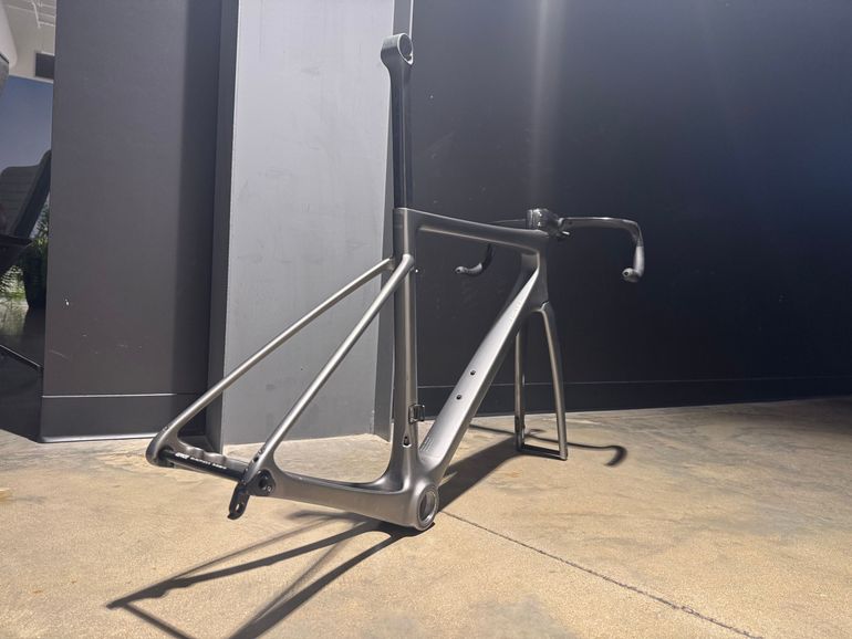 Used Enve Melee 2024 Frameset 2024 Road & Gravel, Light Gray — image 2 of 4