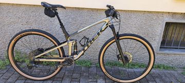 Gebrauchtes Trek Top Fuel 9.7 2021 2021 Mountainbike, Hellgrau, 29 — Bild 2 von 8