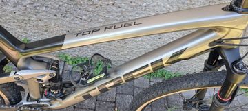 Gebrauchtes Trek Top Fuel 9.7 2021 2021 Mountainbike, Hellgrau, 29 — Bild 6 von 8