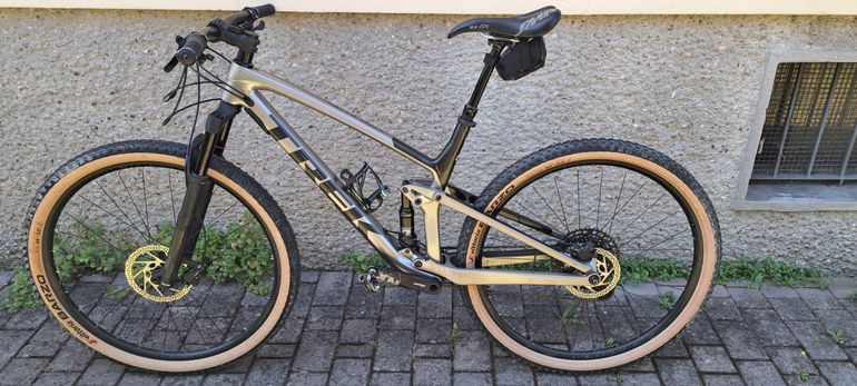 Used Trek Top Fuel 9.7 2021 2021 Mountainbike, Light Gray, 29 — image 7 of 8