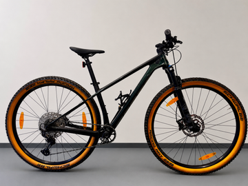 Used Scott Scale 930 2022 2022 Mountainbike, Green, 29 — image 2 of 3
