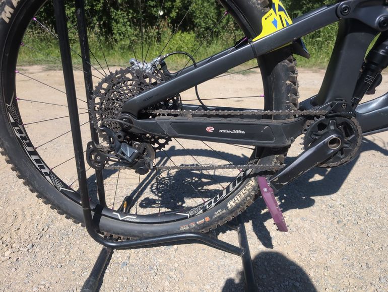 Used Trek Slash 9.7 2021 2021 Mountainbike, Black — image 3 of 8
