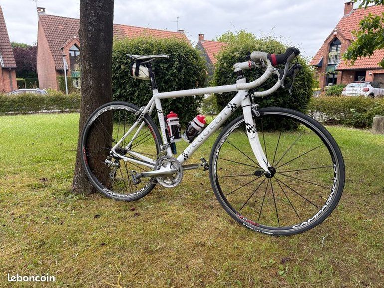 Used Peugeot Peugeot Collector 200 Ans 2010 Road & Gravel — image 1 of 3
