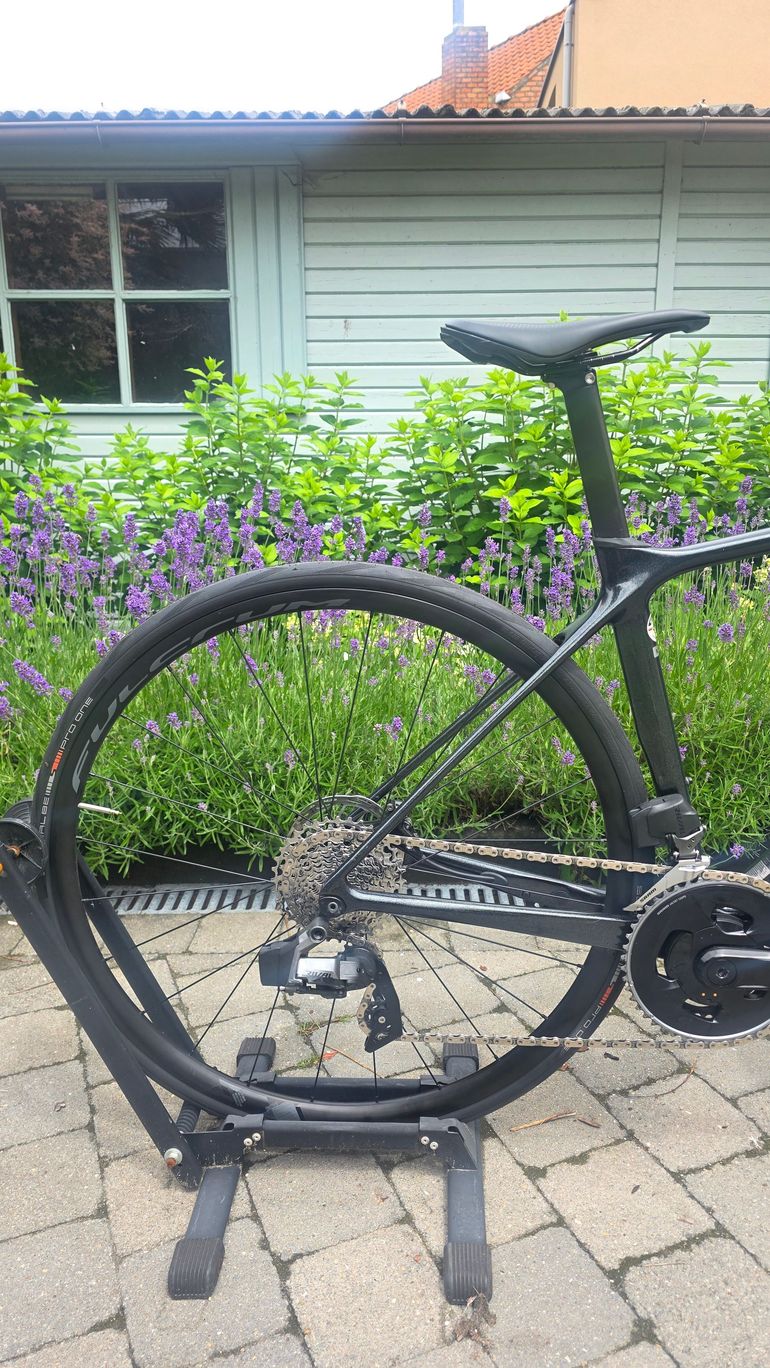 Used Giant TCR Advanced Pro Disc 1 AXS 2024 2024 Road & Gravel, Black — image 6 of 17