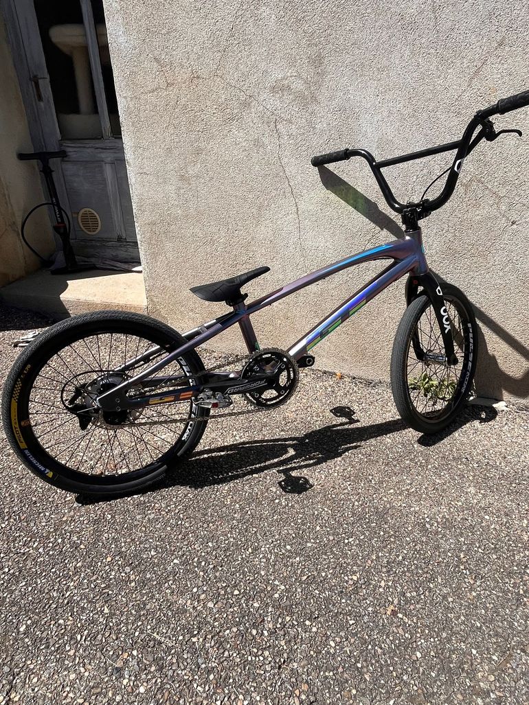 Used GT Speed Series Pro 2024 2024 Urban, Purple — image 2 of 14