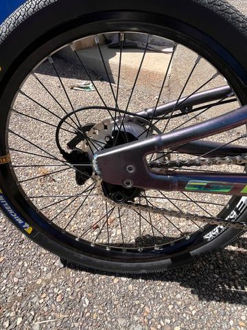 Gebrauchtes GT Speed Series Pro 2024 2024 Urban, Violett — Bild 10 von 14