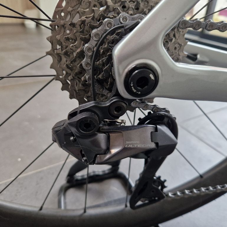 Used Polygon Helios Shimano Ultegra Di2 2026 Road & Gravel, Hellgrau — image 3 of 5