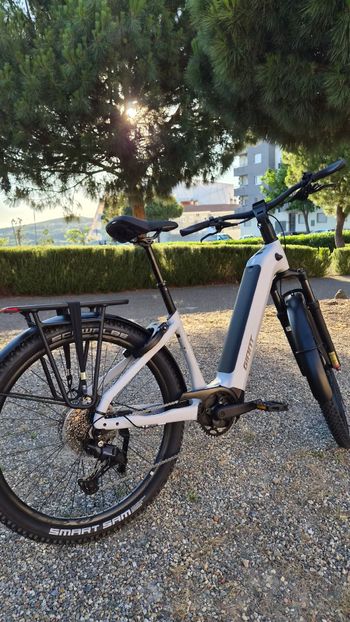 Used Giant Anytour Shimano CUES 2027 Urban, Light Gray — image 8 of 10