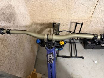 Used Specialized Demo Race 2025 2025 Mountainbike, Purple, 29, 27.5 — image 7 of 7