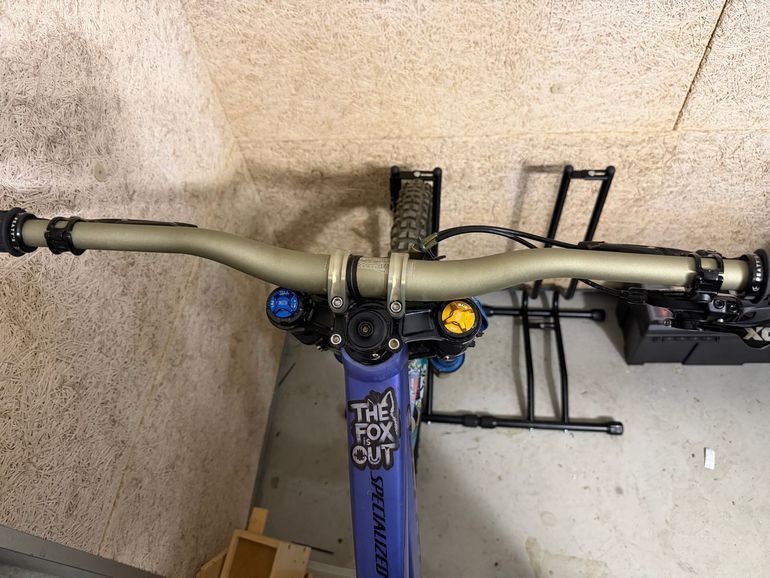 Used Specialized Demo Race 2025 2025 Mountainbike, Purple, 29, 27.5 — image 7 of 7
