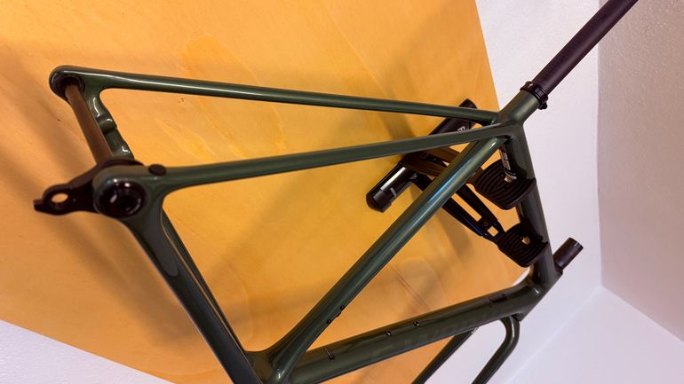 Used Specialized S-Works Crux Frameset - FACT 12r Carbon 2025 Frameset 2025 Road & Gravel, Green — image 16 of 17