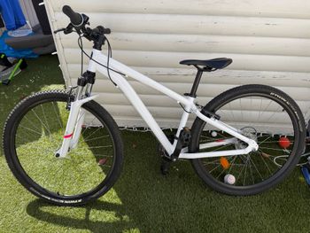 Used ROCKRIDER Women's 27.5-inch light aluminium frame mountain bike 2025 2025 Mountainbike, White, 27.5 — image 2 of 8