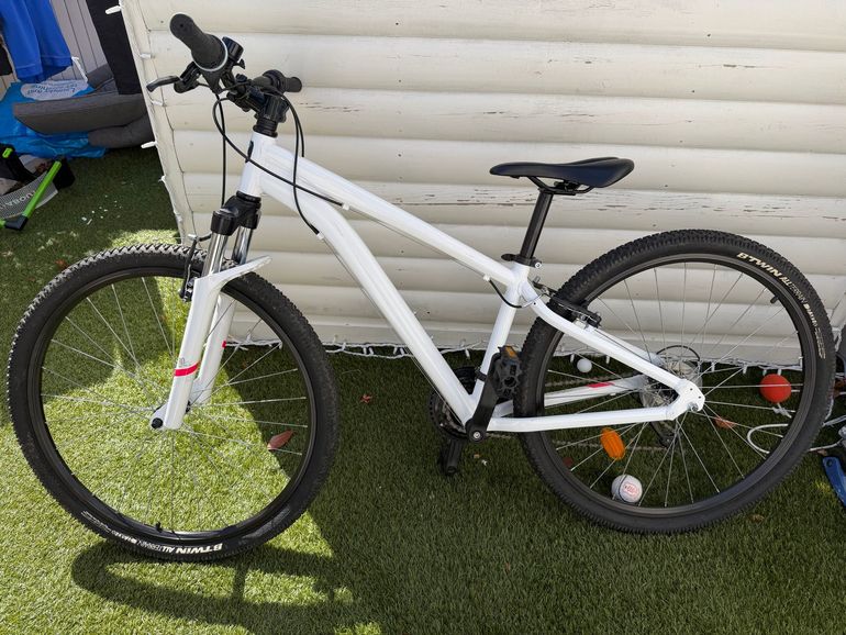 Used ROCKRIDER Women's 27.5-inch light aluminium frame mountain bike 2025 2025 Mountainbike, White, 27.5 — image 2 of 8