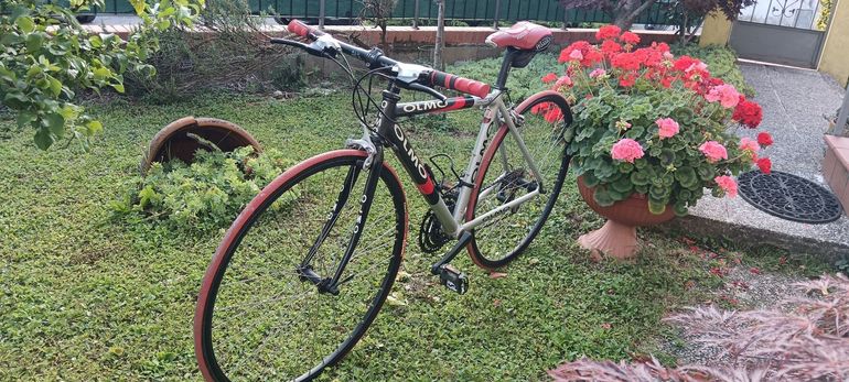 Used Olmo Olmo Custom Shimano 105 2000 Road & Gravel, Hellgrau — image 8 of 8