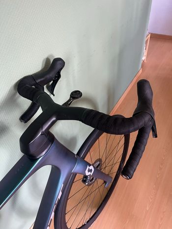 Used Scott Foil 30 2021 2021 Road & Gravel — image 5 of 7