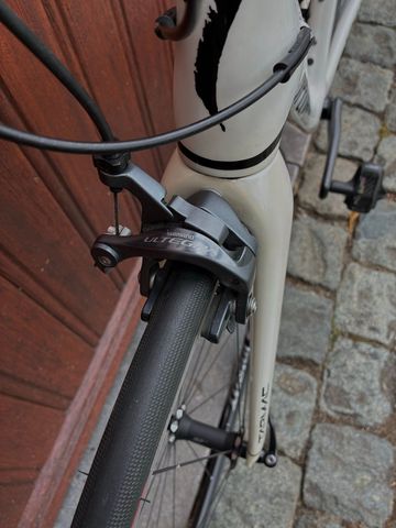 Używany Specialized Tarmac Expert 2017 2017 Road & Gravel — zdjęcie 14 z 21