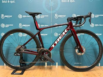Used Trek Trek Madone SLR 7 Gen 8 Di2 Taglia S 2025 Road & Gravel
