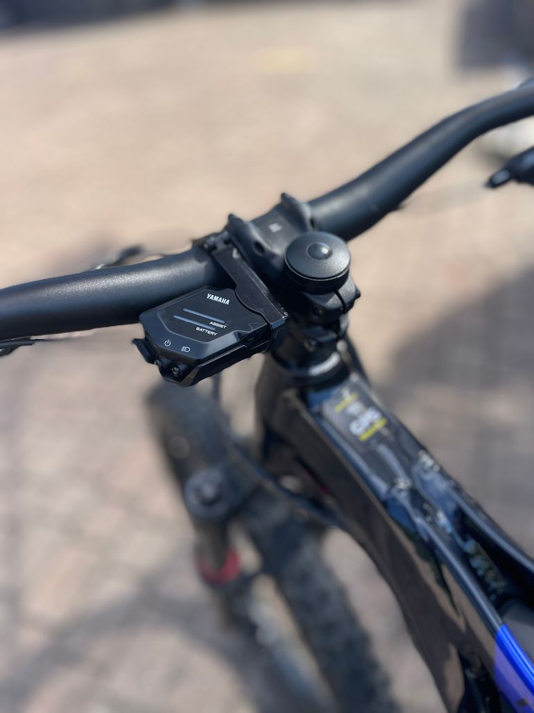 Used Yamaha YDX-Moro 07 2024 2024 Mountainbike, Blue, 27.5 — image 6 of 7