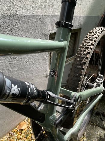 Used Specialized Stumpjumper Comp Alloy 2021 2021 Mountainbike, Green, 29 — image 7 of 15
