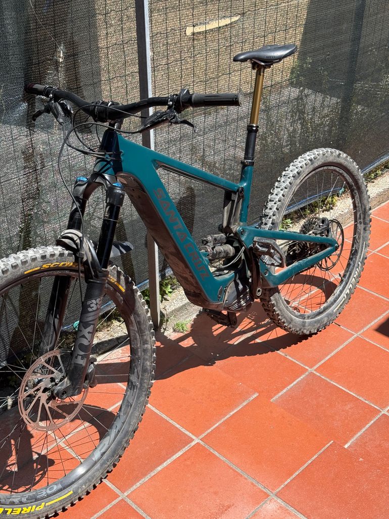 Used Santa Cruz Bullit R / Carbon CC 2024 2024 Mountainbike, Green, 29, 27.5 — image 5 of 5