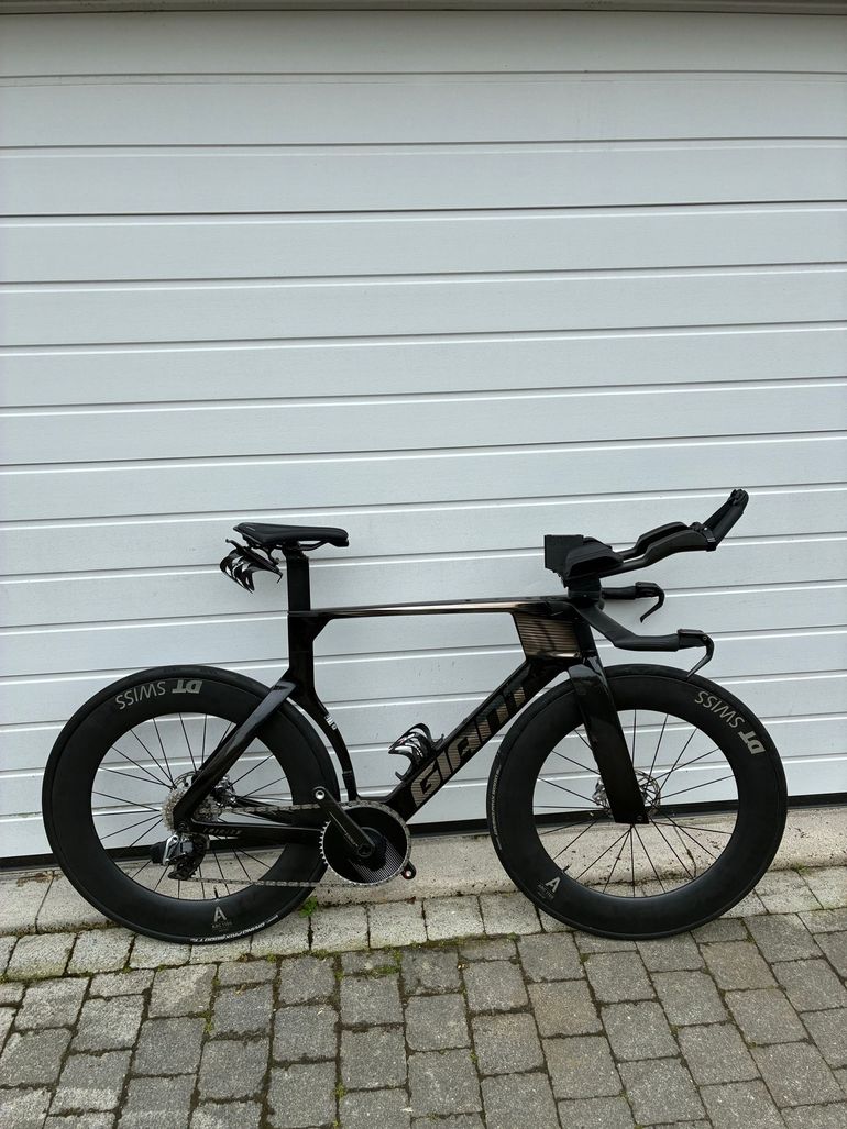 Used Giant Trinity Advanced SL 0 2025 2025 Road & Gravel, Black — image 1 of 5