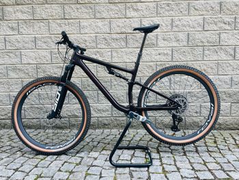 Used Specialized Epic Expert 2023 2023 Mountainbike, Red, 29 — image 2 of 8