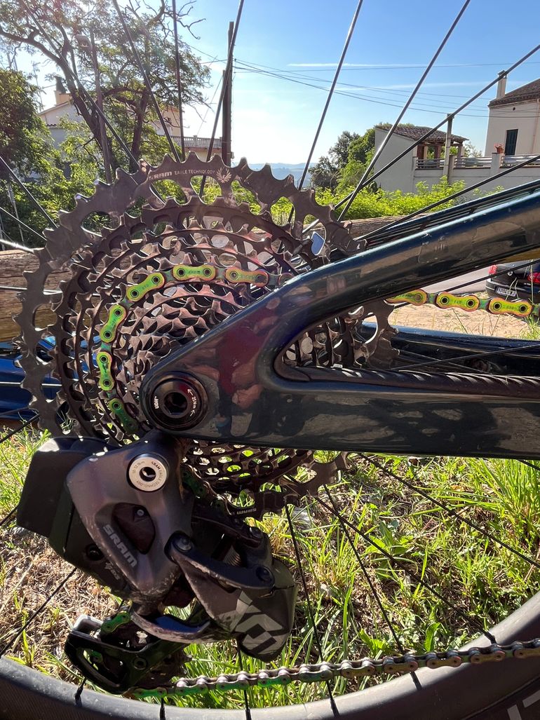 Used Scott Contessa Spark RC World Cup 2022 2022 Mountainbike, Green, 29 — image 8 of 9