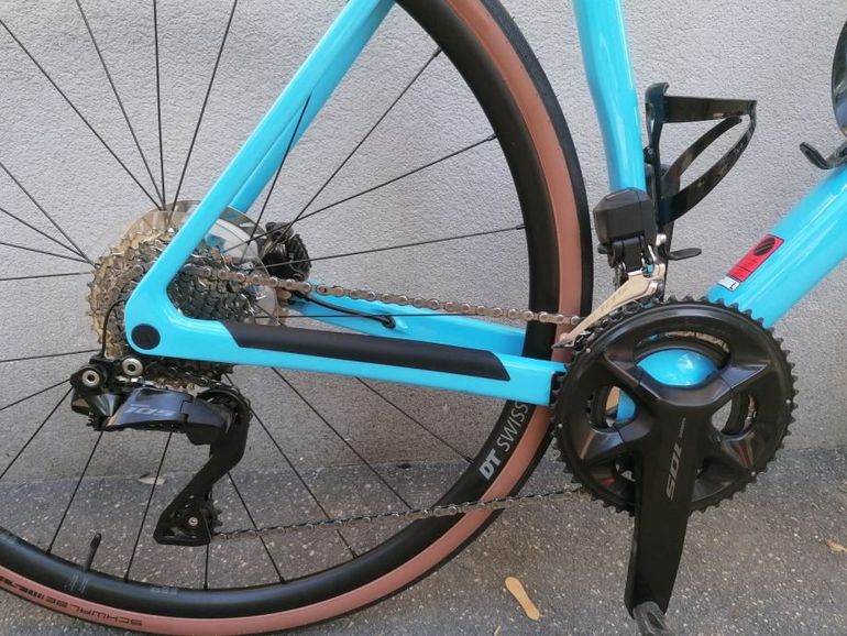 Used Canyon Endurace CF 7 Di2 2024 2024 Road & Gravel, Blue — image 3 of 14