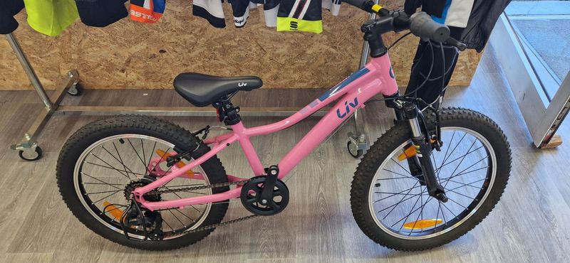 Brugt Liv Enchant 20 2022 2022 Kids & Youth