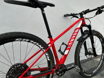 Used Canyon Exceed CF SL 8.0 2020 Mountainbike, Red — image 4 of 8
